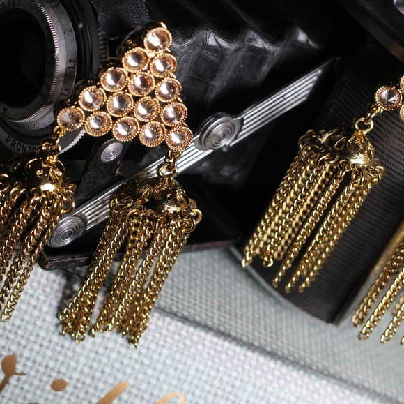 Earrings - Picture 2 of 3